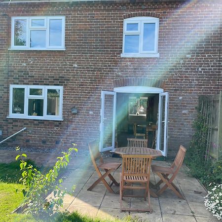 Betty'S Cottage - Traditional Norfolk Farm Cottage Swafield Exteriör bild